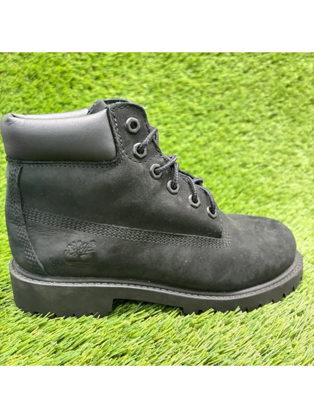 Timberland 6-Inch Premium Boys Size 2Y Black Outdoor Waterproof Ankle Boots